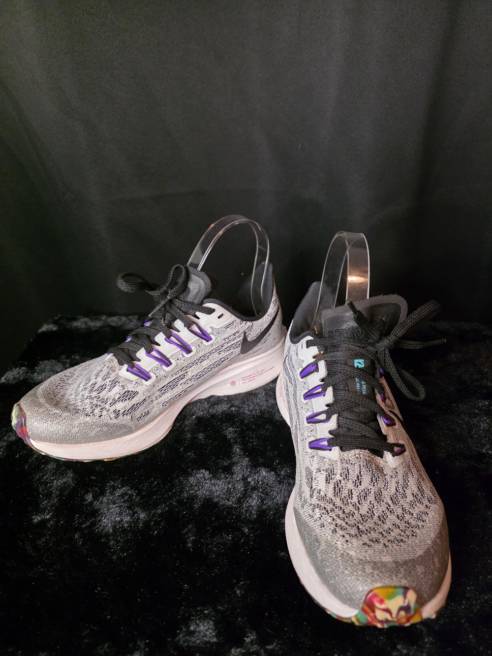 Nike Air Zoom Pegasus 36 White Hyper Grape Size 4 Youth Shoes